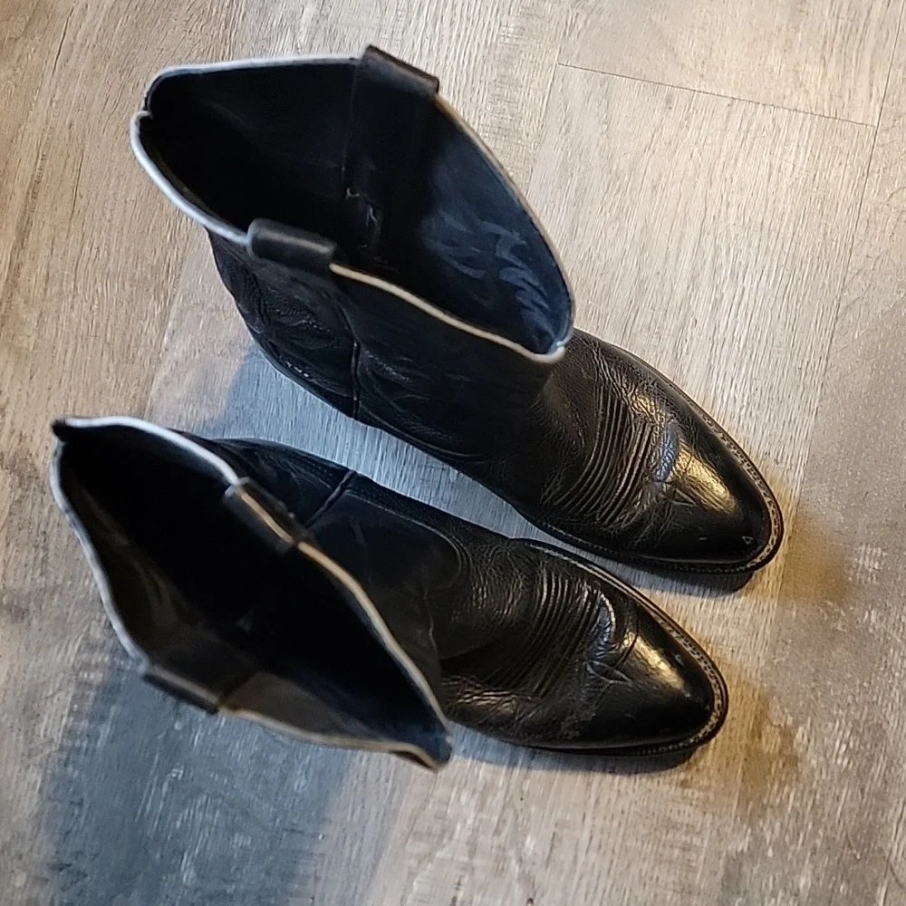 Men's Size 11.5 Black Ariat Western Cowboy Boots